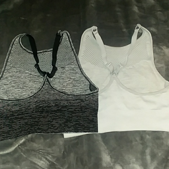 Sport bra bundle - Picture 4 of 4